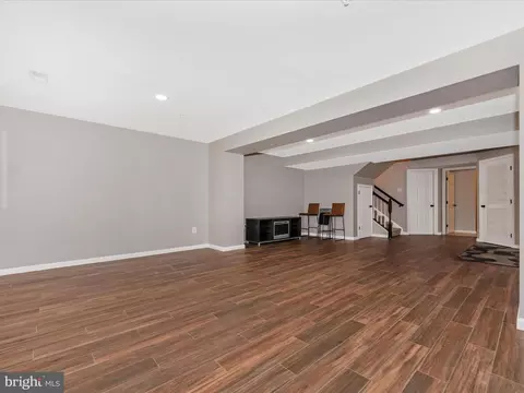 Living - 6529 Carston Ct, Frederick, MD 21703 photo 4 of 5