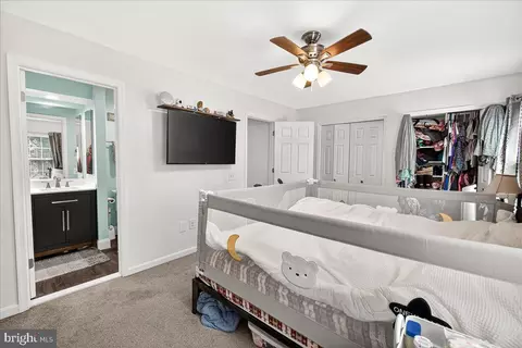 Bedroom - 7093 Gresham Ct W, Frederick, MD 21703 photo 4 of 4
