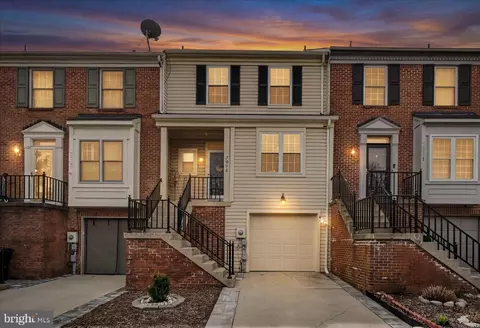 Exterior - 7093 Gresham Ct W, Frederick, MD 21703 photo 3 of 20
