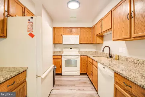 161 Heathfield Dr, Frederick, MD 21702 photo 12