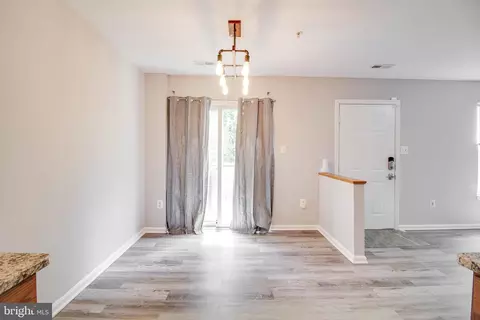 161 Heathfield Dr, Frederick, MD 21702 photo 3