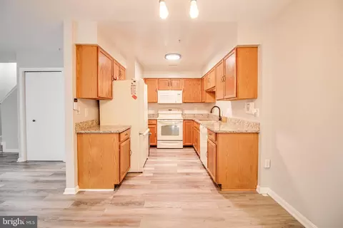 161 Heathfield Dr, Frederick, MD 21702 photo 9