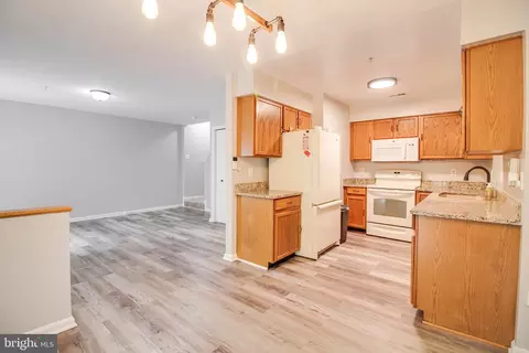 161 Heathfield Dr, Frederick, MD 21702 photo 10
