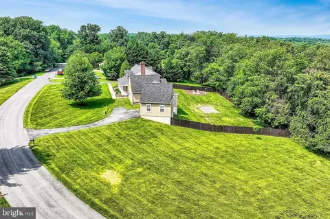 View/Area - 5512 Camelot Ct, Frederick, MD 21704 photo 4 of 8