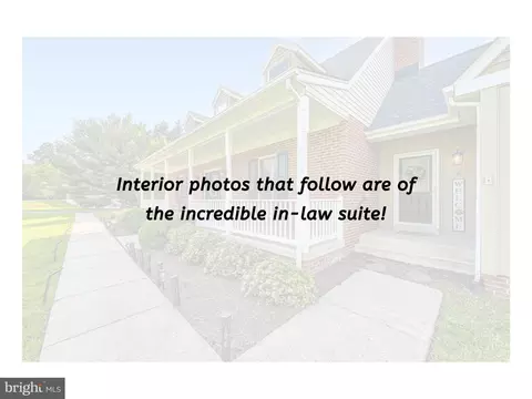Entry Way - 5512 Camelot Ct, Frederick, MD 21704 photo 9 of 13