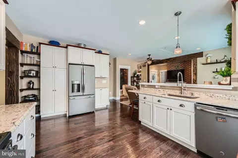 Kitchen - 5512 Camelot Ct, Frederick, MD 21704 photo 5 of 5