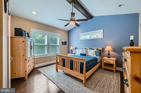Bedroom - 5512 Camelot Ct, Frederick, MD 21704 photo 4 of 4