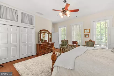 Bedroom - 6229 Linganore Rd, Frederick, MD 21701 photo 3 of 11