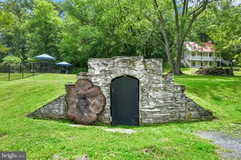 Exterior - 6229 Linganore Rd, Frederick, MD 21701 photo 18 of 22