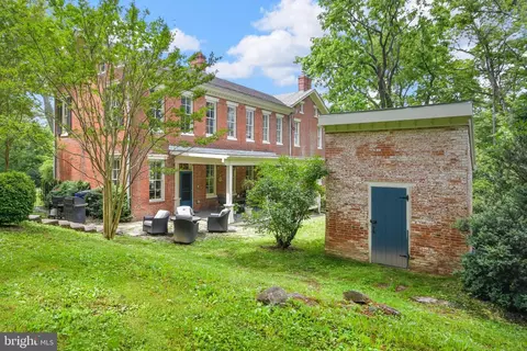 Exterior - 6229 Linganore Rd, Frederick, MD 21701 photo 5 of 22