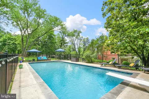 Exterior - 6229 Linganore Rd, Frederick, MD 21701 photo 11 of 22