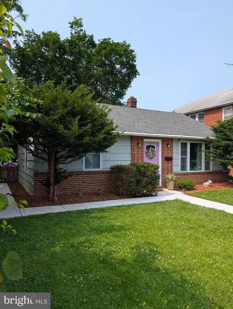 10 E 14th St, Frederick, MD 21701