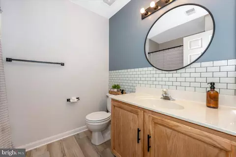 Bath - 9414 Berkley Ln, Frederick, MD 21701 photo 1 of 4