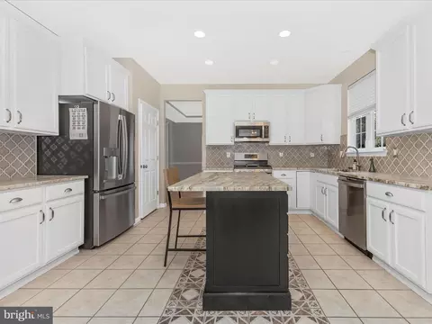Kitchen - 1735 Wheyfield Dr, Frederick, MD 21701 photo 3 of 6