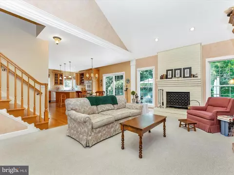 Living - 207 Rod Cir, Middletown, MD 21769 photo 3 of 3