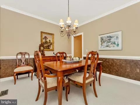 Dining - 207 Rod Cir, Middletown, MD 21769 photo 4 of 5