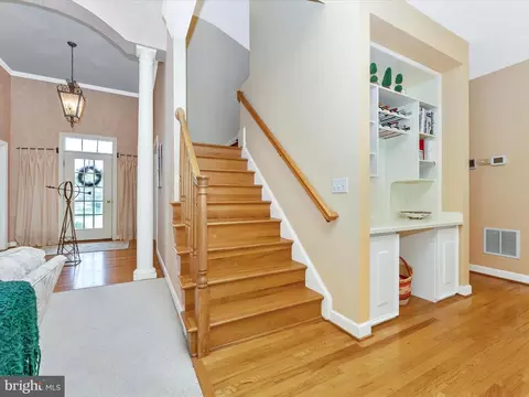 Entry Way - 207 Rod Cir, Middletown, MD 21769 photo 2 of 2