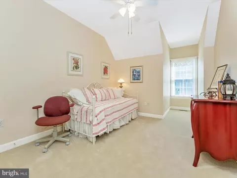 Bedroom - 207 Rod Cir, Middletown, MD 21769 photo 5 of 6