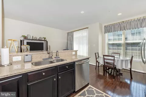 Kitchen - 4731 Verdana Loop, Frederick, MD 21703 photo 5 of 5