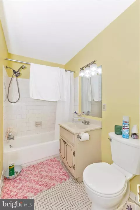 Bath - 7285 C Coachlight Ct, Frederick, MD 21703 photo 5 of 5