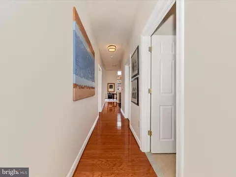 Entry Way - 35 E All Saints St #308, Frederick, MD 21701 photo 3 of 7