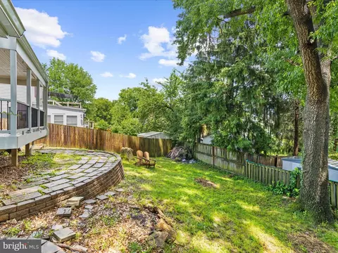 Exterior - 116 Deerfield Pl, Frederick, MD 21702 photo 11 of 15
