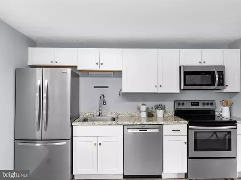 Kitchen - 116 Deerfield Pl, Frederick, MD 21702 photo 3 of 3