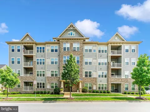 10280 Hopewell St #202, New Market, MD 21774