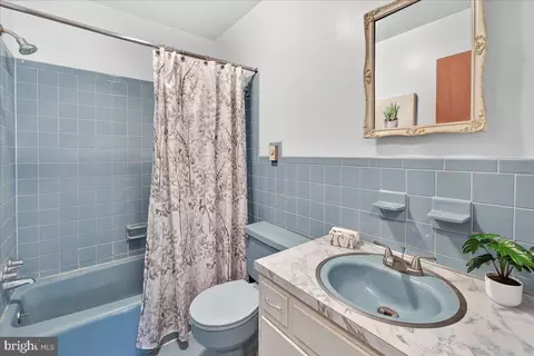 Bath - 7940 Old Seventh St, Frederick, MD 21702 photo 1 of 3