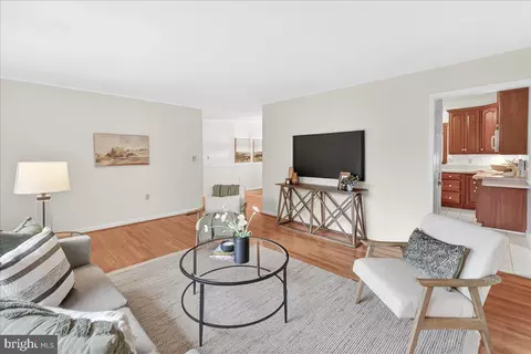 Living - 7940 Old Seventh St, Frederick, MD 21702 photo 2 of 6