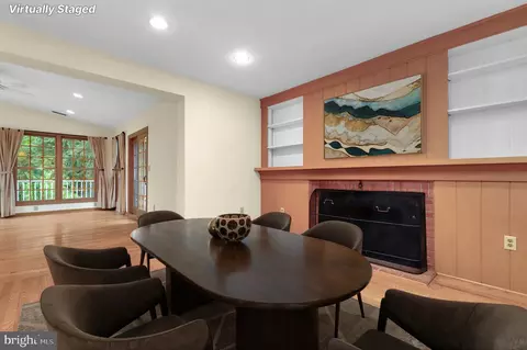 Dining - 110 Linden Blvd, Middletown, MD 21769 photo 1 of 1