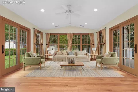 Living - 110 Linden Blvd, Middletown, MD 21769 photo 3 of 7