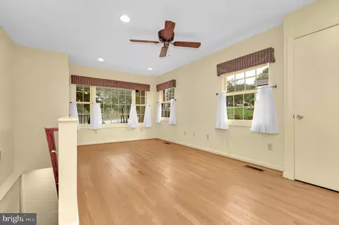 Living - 110 Linden Blvd, Middletown, MD 21769 photo 6 of 7