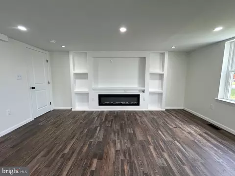 9647 Liberty Rd, Frederick, MD 21701 photo 3