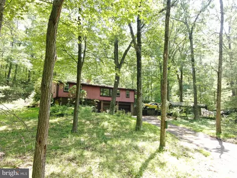 Exterior - 14527 Tower Rd, Smithsburg, MD 21783 photo 3 of 14