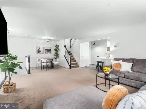 2628 N N Everly Drive Apt 5 5 Dr #5 5, Frederick, MD 21701 photo 3