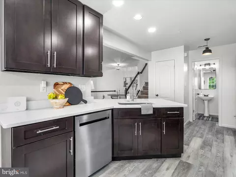 2628 N N Everly Drive Apt 5 5 Dr #5 5, Frederick, MD 21701 photo 9