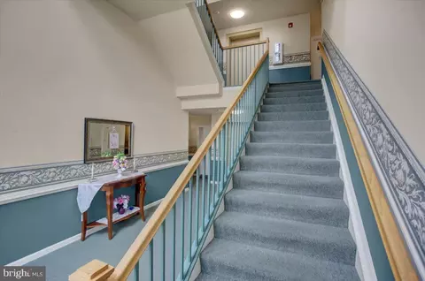 Entry Way - 2501 Coleridge Dr #2D, Frederick, MD 21702 photo 2 of 3