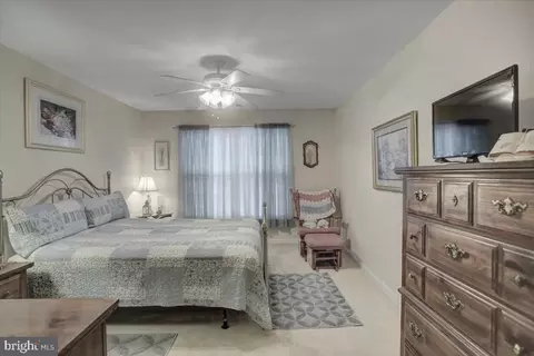 Bedroom - 2501 Coleridge Dr #2D, Frederick, MD 21702 photo 2 of 4