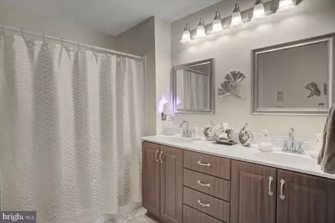 Bath - 2501 Coleridge Dr #2D, Frederick, MD 21702 photo 1 of 2