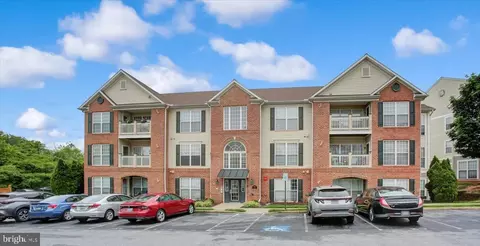 Exterior - 2501 Coleridge Dr #2D, Frederick, MD 21702 photo 1 of 4