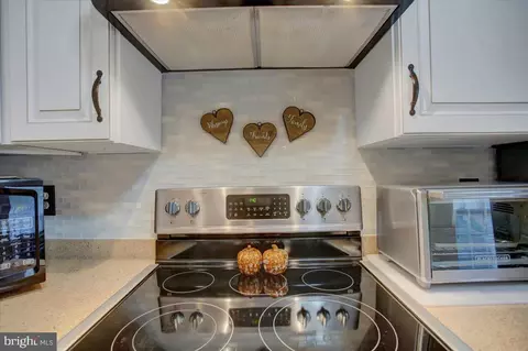 Kitchen - 2501 Coleridge Dr #2D, Frederick, MD 21702 photo 4 of 4
