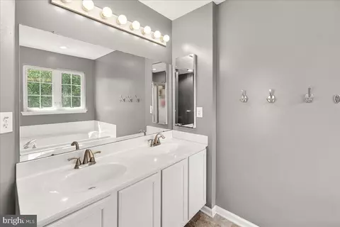 1833 Free Ter, Frederick, MD 21702 photo 7