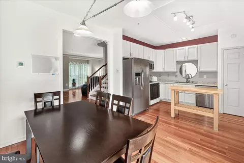 1833 Free Ter, Frederick, MD 21702 photo 4