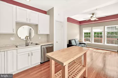 1833 Free Ter, Frederick, MD 21702 photo 11