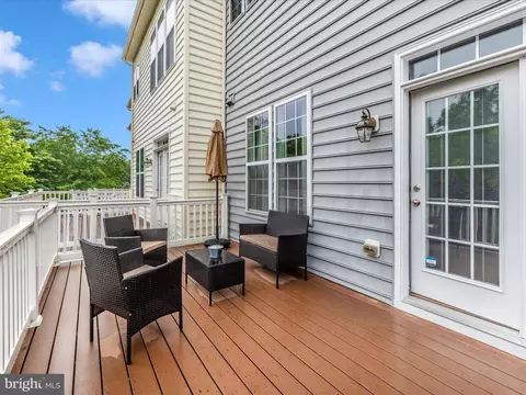Exterior - 9657 Bothwell Ln, Frederick, MD 21704 photo 3 of 9