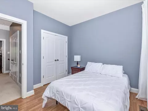 Bedroom - 9657 Bothwell Ln, Frederick, MD 21704 photo 8 of 10