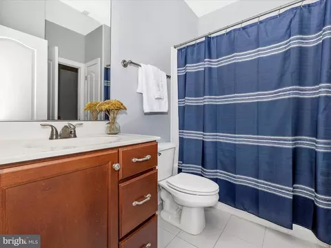 Bath - 9657 Bothwell Ln, Frederick, MD 21704 photo 1 of 5