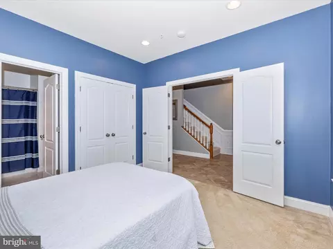 Bedroom - 9657 Bothwell Ln, Frederick, MD 21704 photo 2 of 10