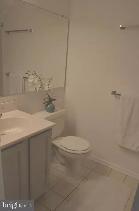 Bath - 2137 Wainwright Ct #2D, Frederick, MD 21702 photo 2 of 2